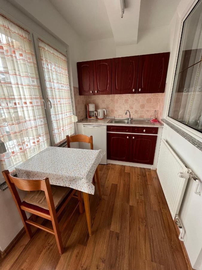 Bük Karolin Apartman מראה חיצוני תמונה