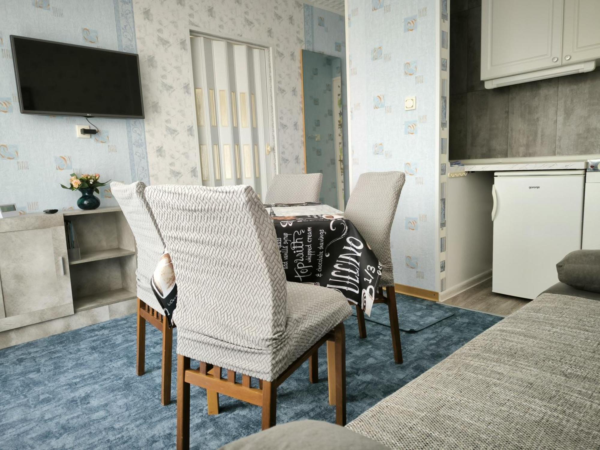 Bük Karolin Apartman מראה חיצוני תמונה