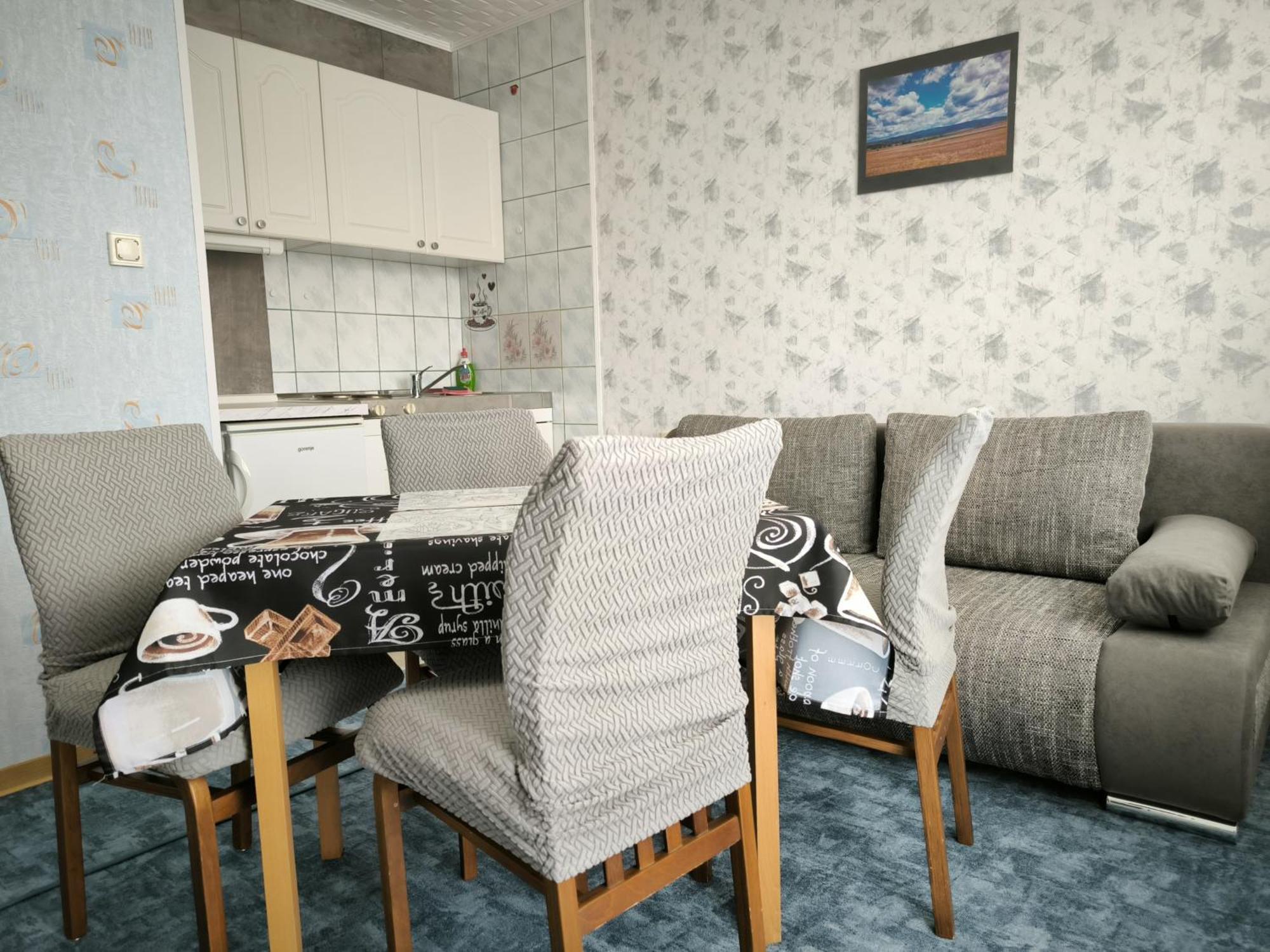 Bük Karolin Apartman מראה חיצוני תמונה