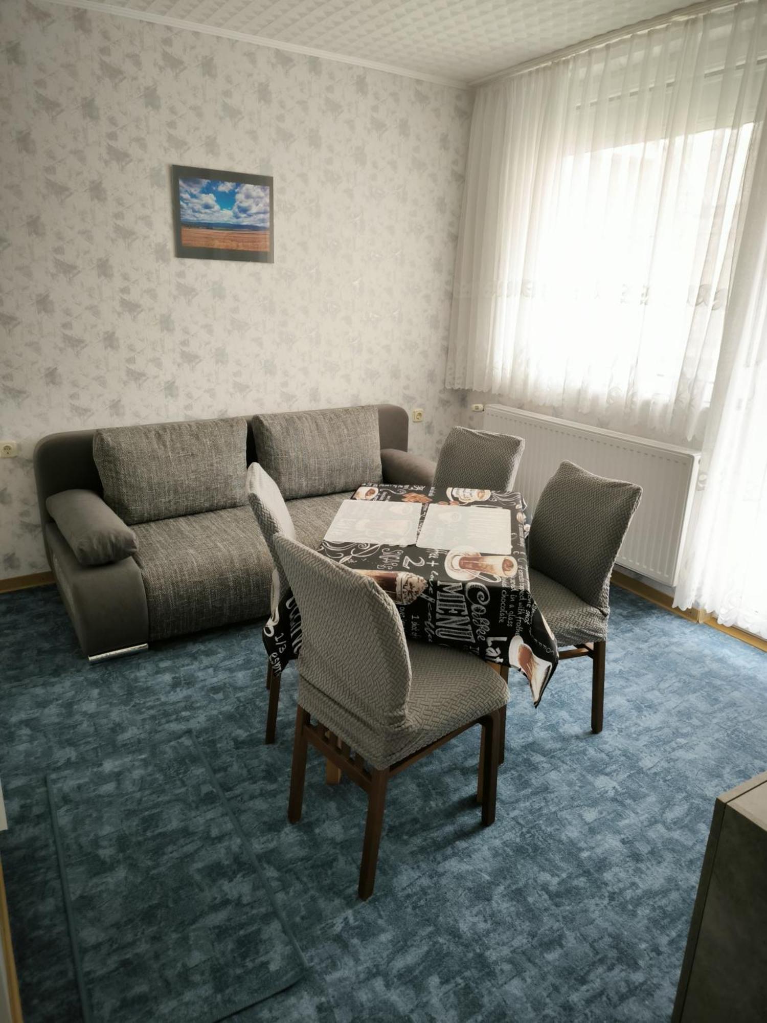 Bük Karolin Apartman מראה חיצוני תמונה