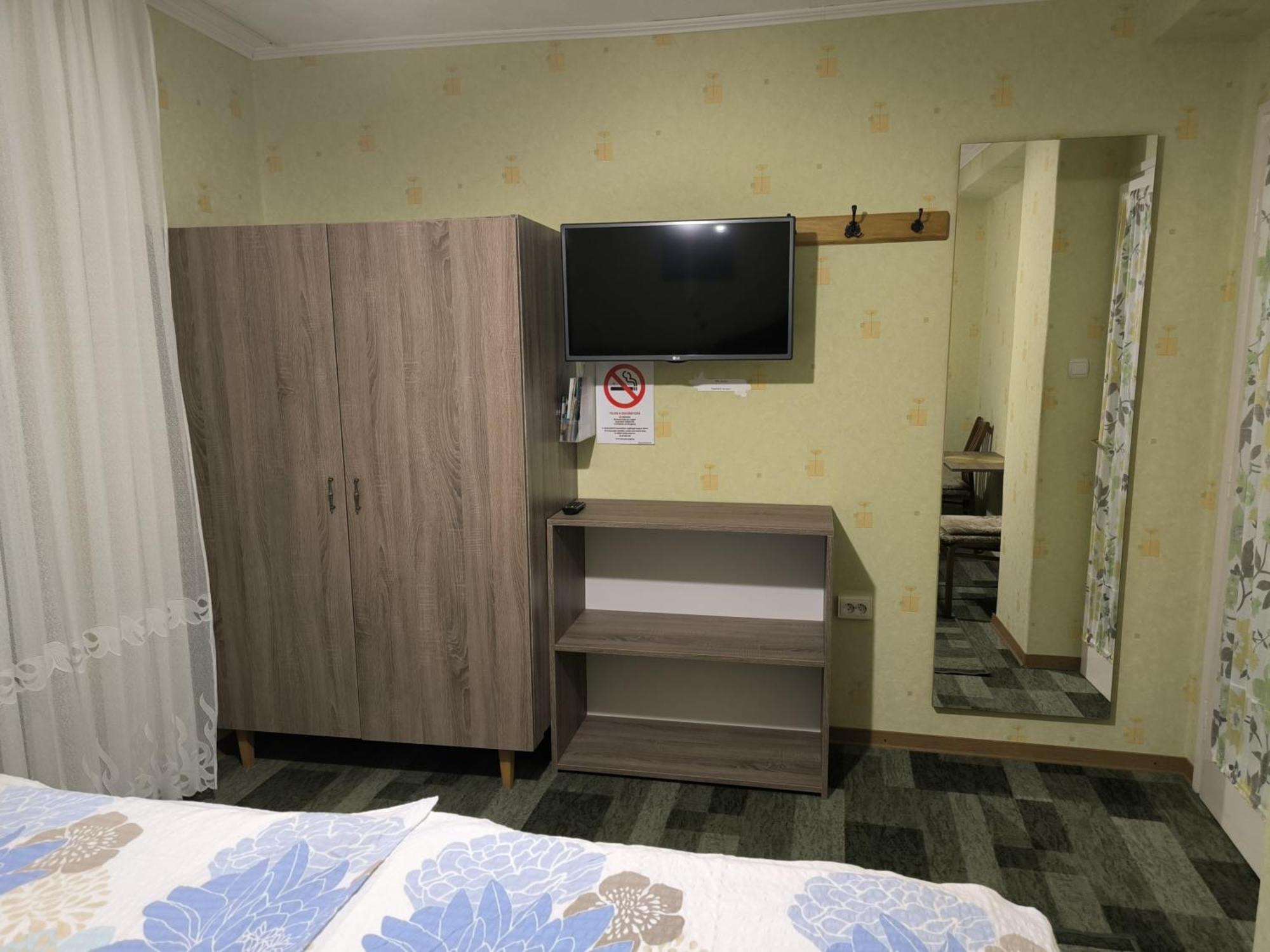 Bük Karolin Apartman מראה חיצוני תמונה